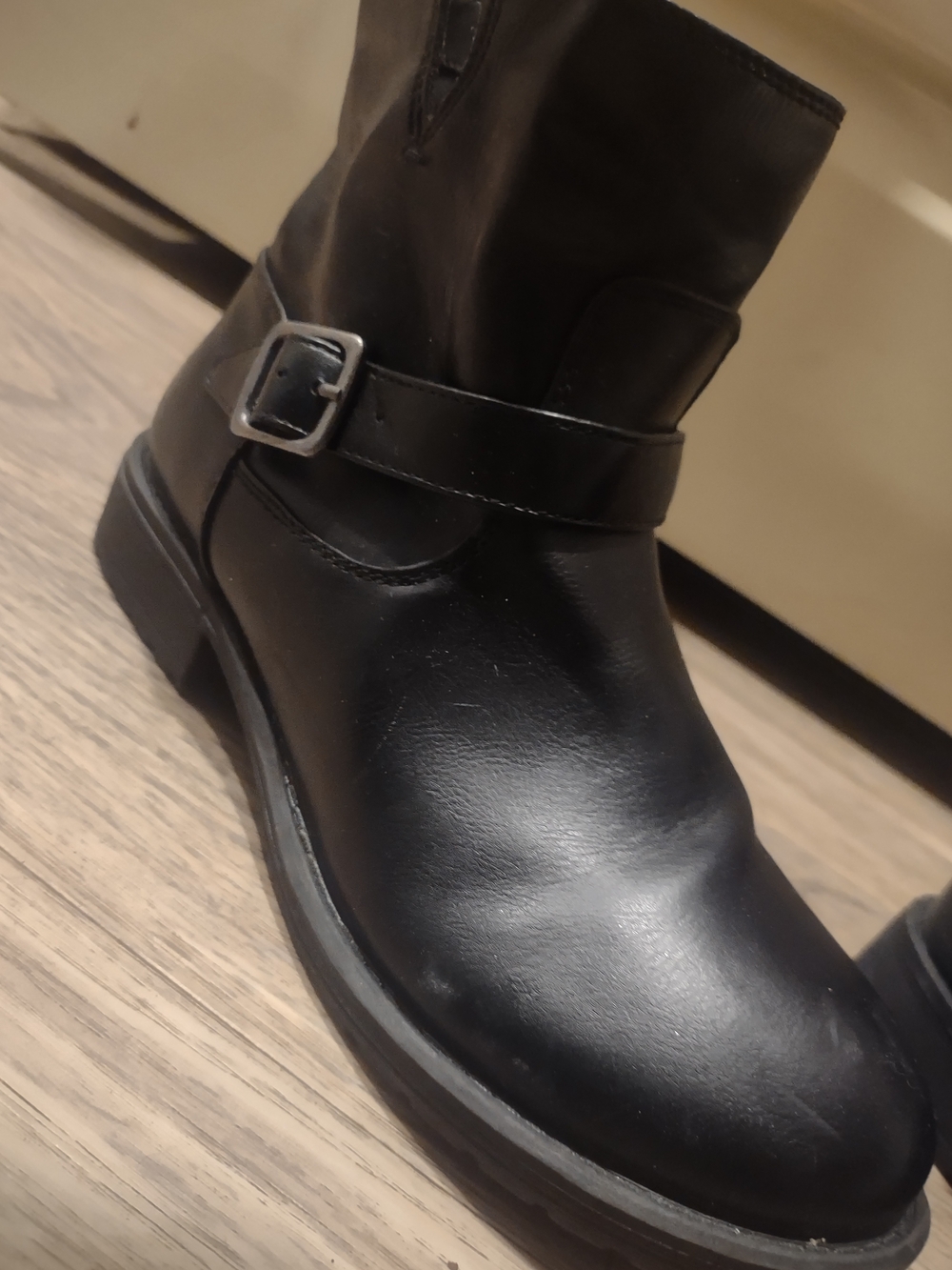 Women's Black Leather Buckle Boots